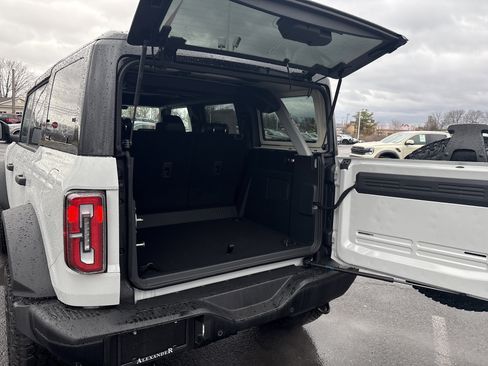 New 2026 Ford Bronco Badlands AWD/4WD image 6