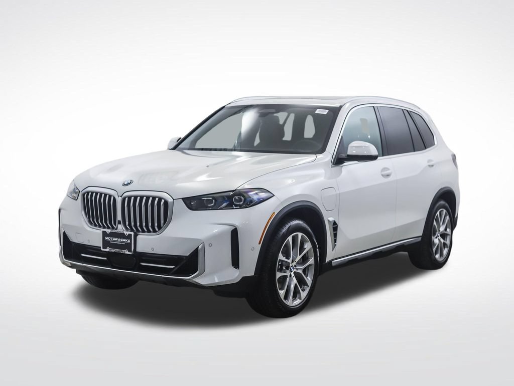 Used 2026 BMW X5 xDrive50e AWD/4WD image 1