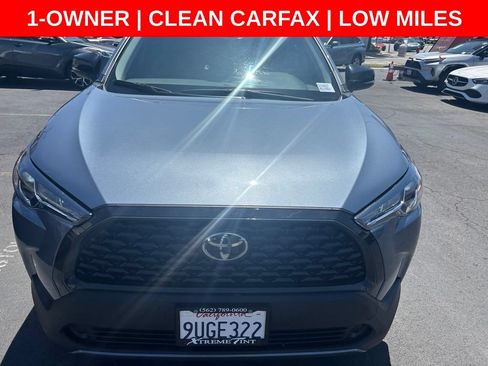 Used 2025 Toyota Corolla Cross LE FWD image 9