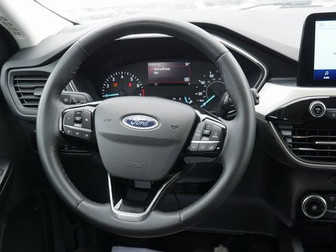 Used 2022 Ford Escape SE w/ Cold Weather Package image 15