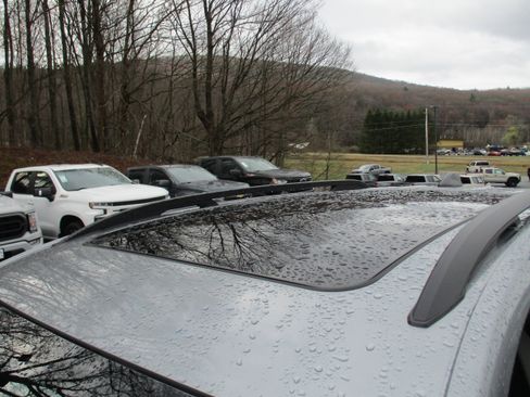 Certified 2023 Chevrolet Equinox LT image 11