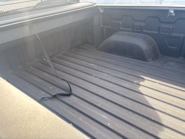 Used 2023 GMC Sierra 1500 SLT RWD image 8