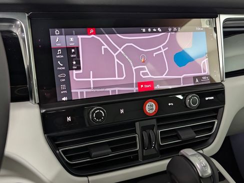 New 2026 Porsche Macan AWD/4WD image 33