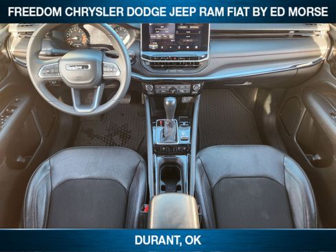 Used 2023 Jeep Compass Trailhawk image 18