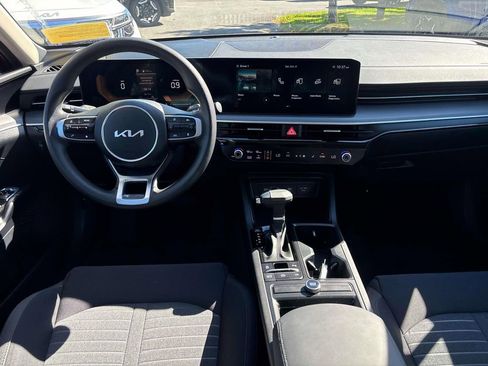 Used 2025 Kia K5 LXS FWD image 10