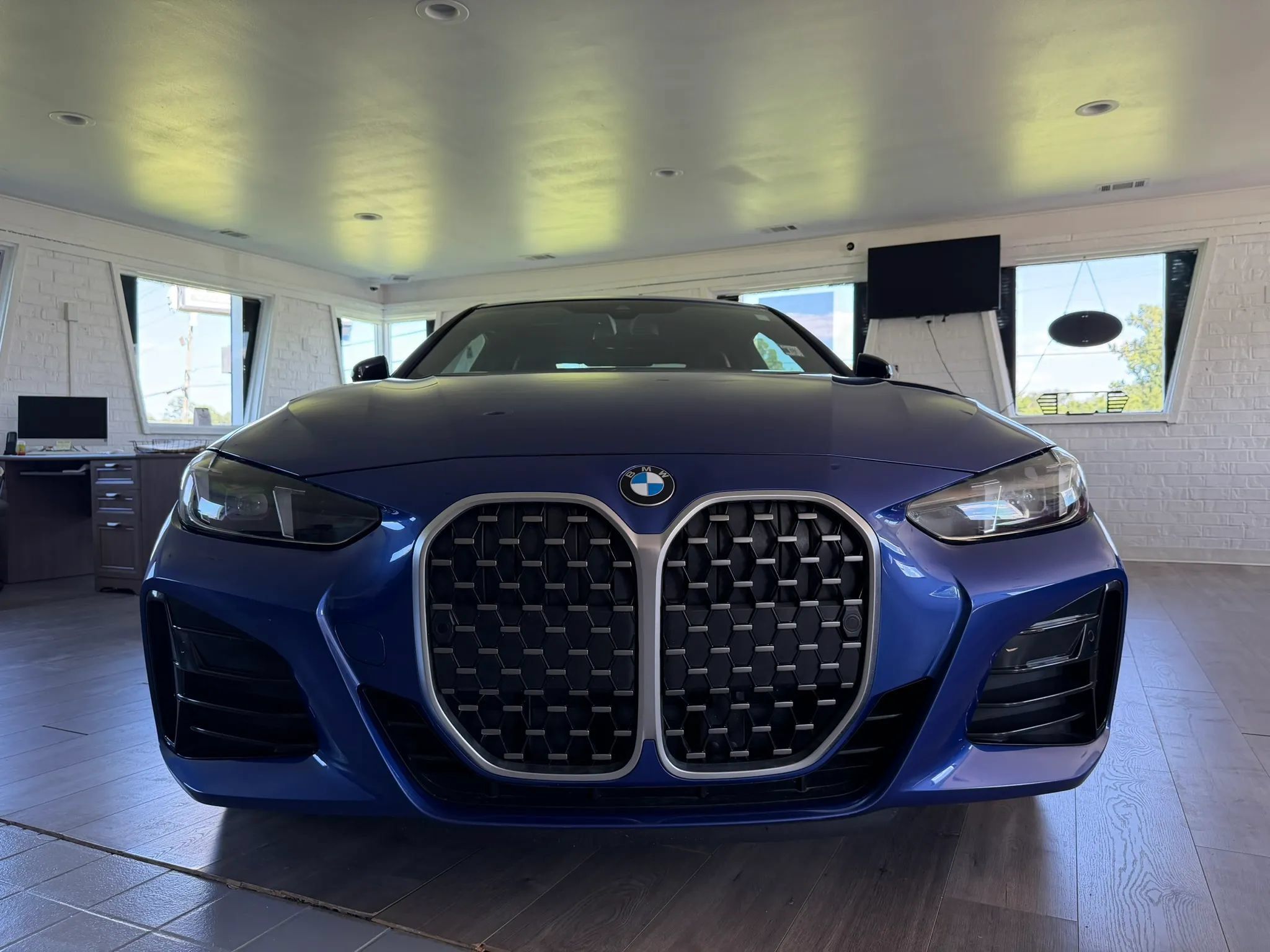 Used 2025 BMW 430i xDrive Coupe w/ M Sport Package AWD/4WD image 8