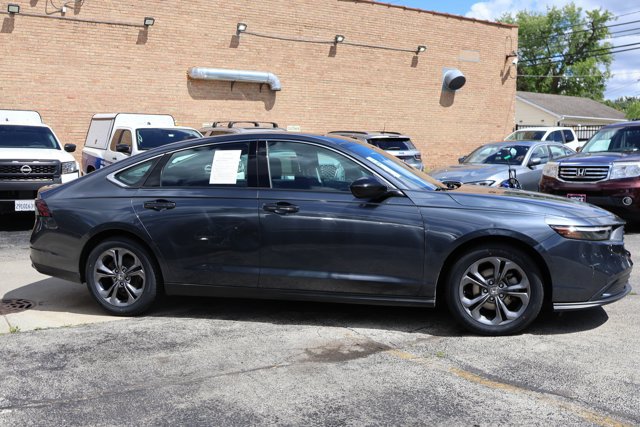 Used 2023 Honda Accord EX image 4