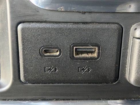 Used 2021 GMC Sierra 2500 Denali w/ Denali Ultimate Package image 14