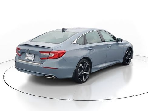 Used 2021 Honda Accord Sport image 4