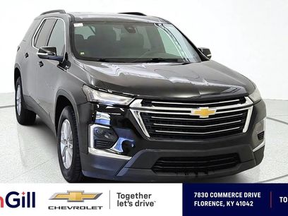 Used 2023 Chevrolet Traverse LT
