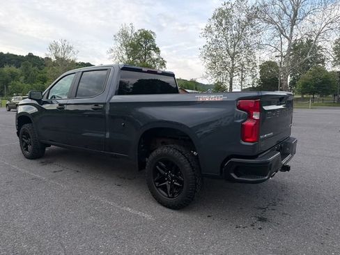 Used 2022 Chevrolet Silverado 1500 Custom Trail Boss AWD/4WD image 3