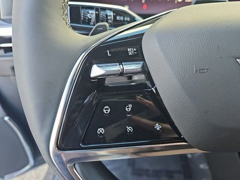 New 2026 Cadillac Escalade ESV Luxury w/ Touring Package image 19