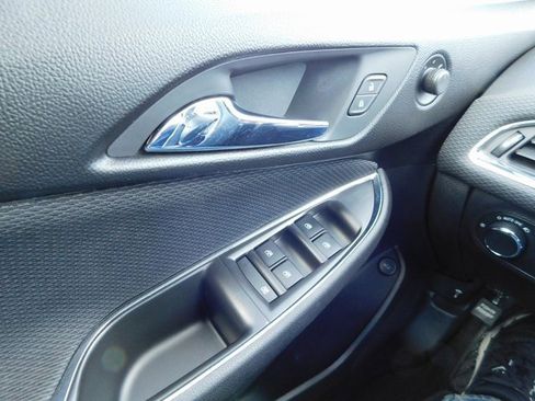 Used 2017 Chevrolet Cruze LT w/ Convenience Package image 22