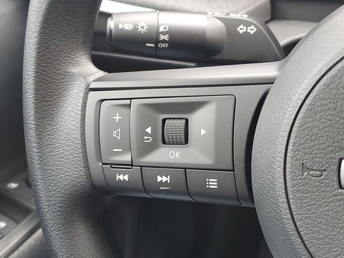 New 2026 Nissan Kicks SV image 14