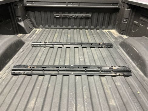 Used 2024 GMC Sierra 2500 Denali w/ Denali Reserve Package image 25