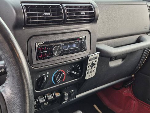Used 2006 Jeep Wrangler Rubicon AWD/4WD image 8