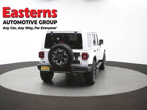Used 2024 Jeep Wrangler Unlimited Sahara w/ Dual Top Group AWD/4WD image 38