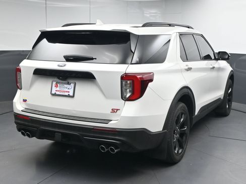 Used 2020 Ford Explorer ST w/ ST Street Pack image 8
