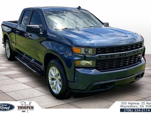 Used 2020 Chevrolet Silverado 1500 Custom w/ Custom Value Package RWD image 1