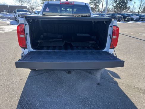 Used 2018 Chevrolet Colorado ZR2 image 10