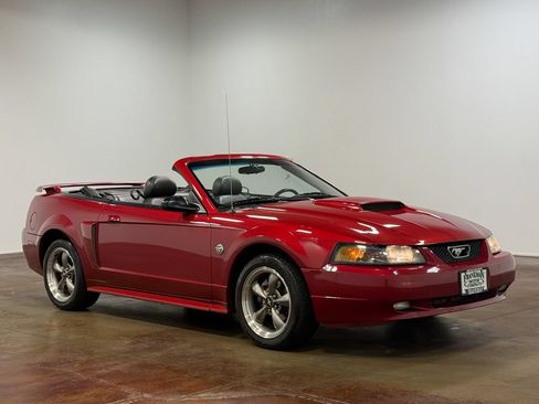 Used 2004 Ford Mustang GT RWD image 86