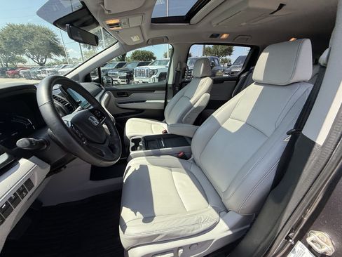 Used 2019 Honda Odyssey EX-L image 28