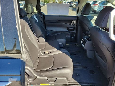 New 2026 Kia Carnival SX image 12