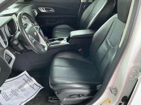 Used 2017 Chevrolet Equinox Premier w/ Enhanced Convenience Package AWD/4WD image 15