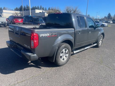 Used 2010 Nissan Frontier PRO-4X w/ Pro-4x Value Truck Pkg image 4