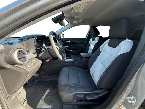 New 2026 Chevrolet Trax LS FWD image 9