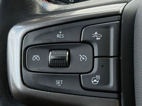Used 2022 Chevrolet Suburban RST w/ Luxury Package RWD image 10