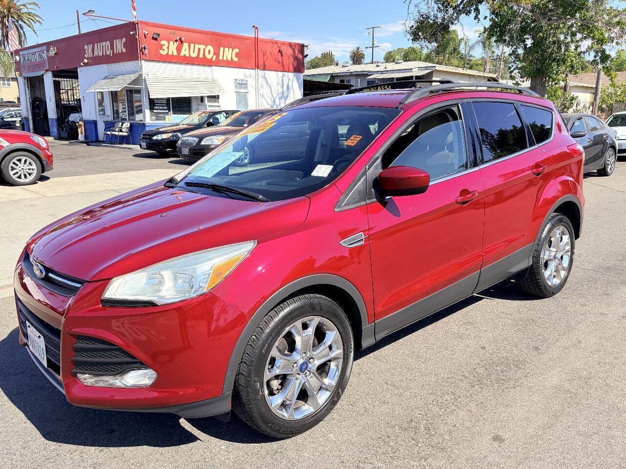Used 2015 Ford Escape SE w/ Equipment Group 201A AWD/4WD image 3