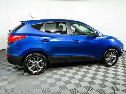 Used 2014 Hyundai Tucson SE FWD image 2
