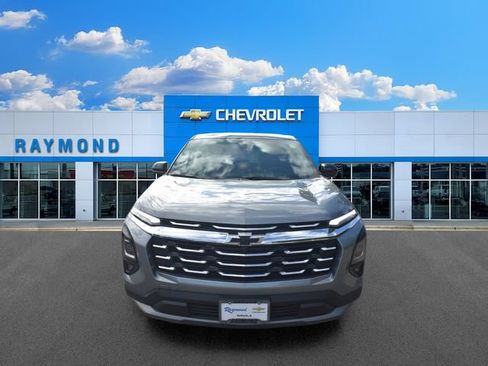 Used 2026 Chevrolet Equinox LT w/ Convenience Package II AWD/4WD image 8