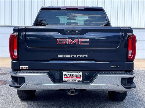 Used 2025 GMC Sierra 1500 SLT AWD/4WD image 5