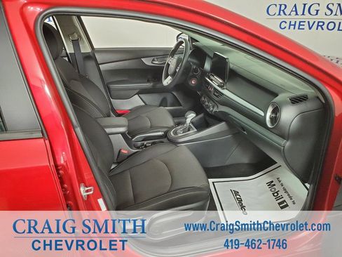 Used 2024 Kia Forte LXS image 30