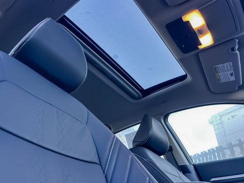 Used 2024 Nissan Altima 2.0 SR image 12