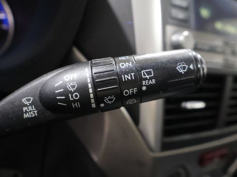 Used 2010 Subaru Forester 2.5X Premium AWD/4WD image 34