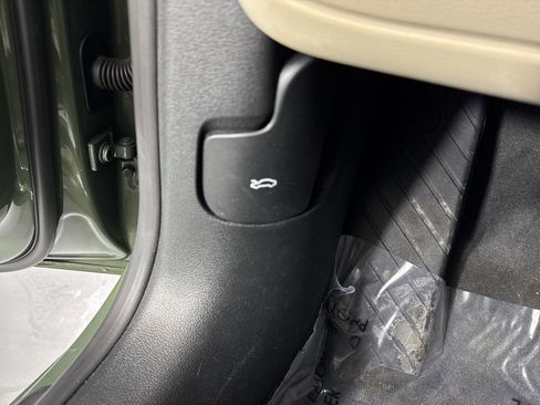 Used 2023 Audi A5 2.0T Premium Plus w/ Premium Plus image 16