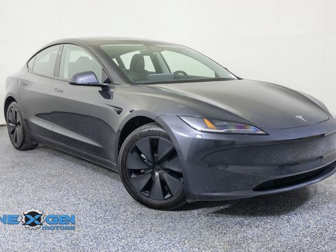 Used 2025 Tesla Model 3 Long Range AWD/4WD image 1