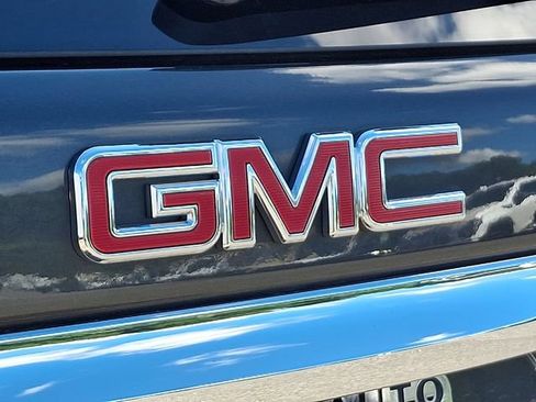 Used 2020 GMC Terrain SLE w/ Driver Convenience Package AWD/4WD image 32
