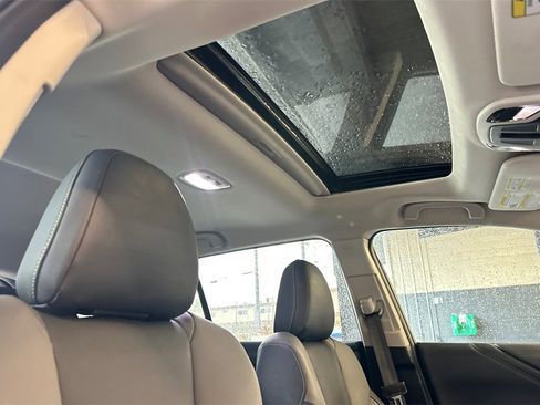 Certified 2024 Subaru Outback Onyx Edition image 22