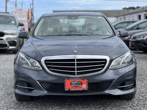 Used 2014 Mercedes-Benz E 350 4MATIC Sedan image 2