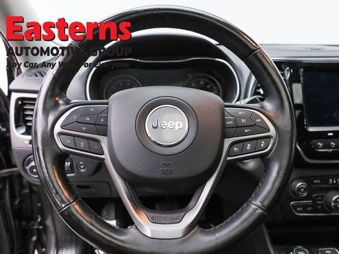 Used 2021 Jeep Cherokee Limited AWD/4WD image 10