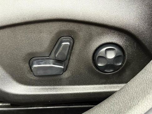 Used 2021 Jeep Renegade Latitude image 18