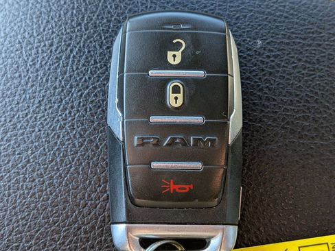 Used 2022 RAM 1500 Big Horn AWD/4WD image 33