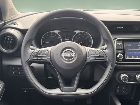 Used 2024 Nissan Kicks S FWD image 17