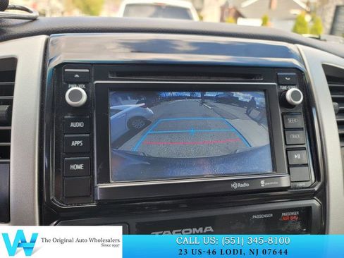 Used 2015 Toyota Tacoma 4x4 Double Cab w/ TRD Off-Road Package image 19