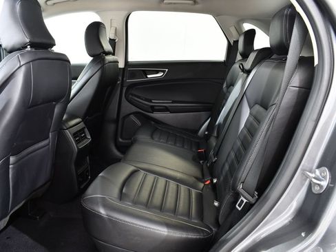 Used 2024 Ford Edge SEL w/ Convenience Package AWD/4WD image 16