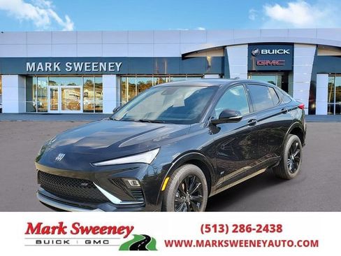 Used 2025 Buick Envista Sport Touring FWD image 1